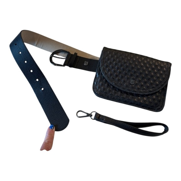 Vince Camuto Quilted Black Waist Bag Belt Size S/M Travel Vacation Hands Free - Picture 9 of 14